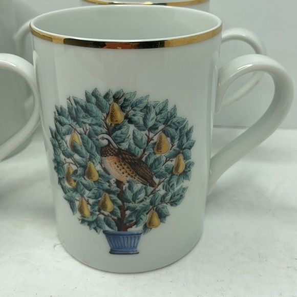 AVON 12 Days Of Christmas 4 PC Mug Set - Picture 6 of 10